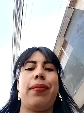 Snapshot of _andrea30 chatting on 03-20-25, 12:32  andrea30 online show from 03-20-25, 12:32