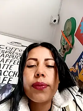  andrea30 online show from 12-22-25, 11:54