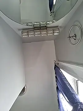 MRHANDSOME3800 online show from 11-17-25, 02:32