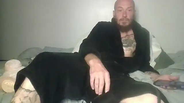 Snapshot of deepinnnnn chatting on 10-17-25, 07:44 deepinnnnn online show from 10-17-25, 07:44