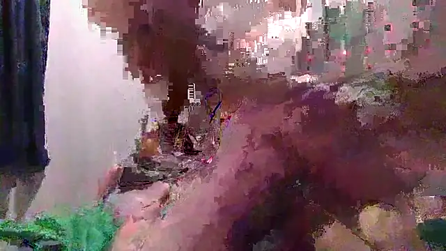 Snapshot of deepinnnnn chatting on 05-25-26, 01:43 deepinnnnn online show from 05-25-26, 01:43
