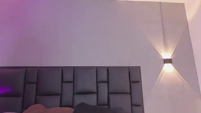 Snapshot of MikaelSlow chatting on 06-25-26, 03:26 MikaelSlow online show from 06-25-26, 03:26