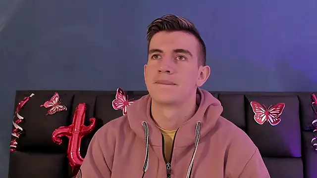 MikaelSlow online show from 02-17-26, 01:47