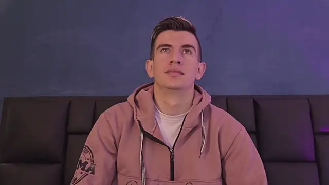 MikaelSlow online show from 03-11-26, 04:17