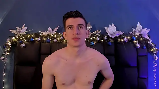 MikaelSlow online show from 11-25-25, 04:24