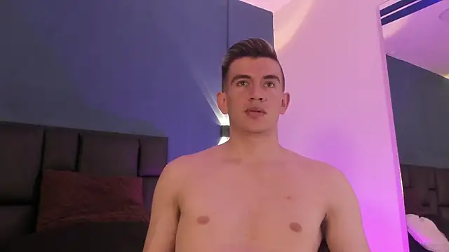 MikaelSlow online show from 02-11-26, 05:40