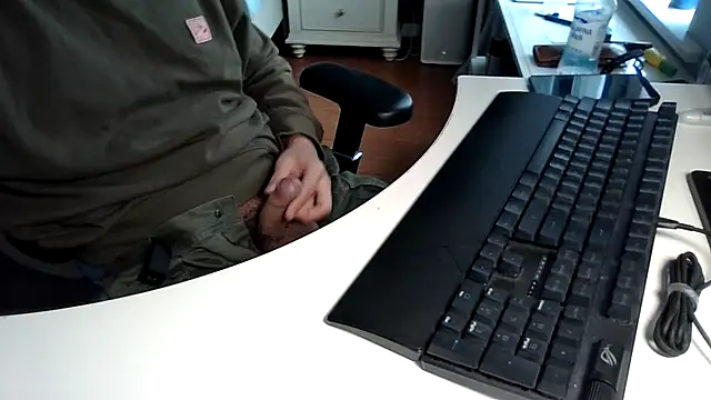 big-pig online show from 11-09-25, 05:44