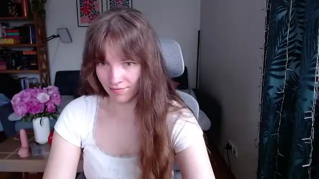 Snapshot of kenzie_x chatting on 07-01-26, 04:35 kenzie x online show from 07-01-26, 04:35