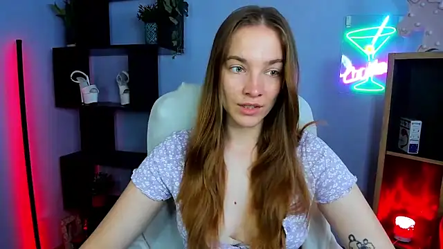 kenzie x online show from 11-05-25, 07:44