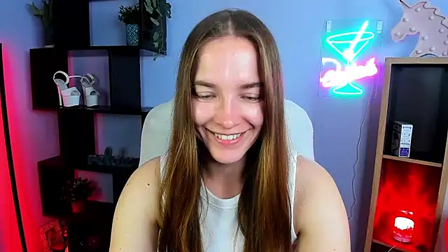 Snapshot of kenzie_x chatting on 09-23-25, 06:42 kenzie x online show from 09-23-25, 06:42