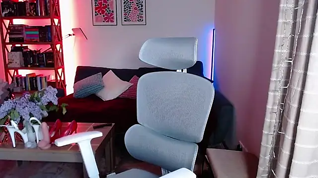 kenzie x online show from 05-06-26, 06:17