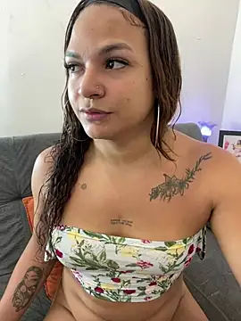Snapshot of Samara_Hillss chatting on 06-27-26, 11:16 Samara Hillss online show from 06-27-26, 11:16