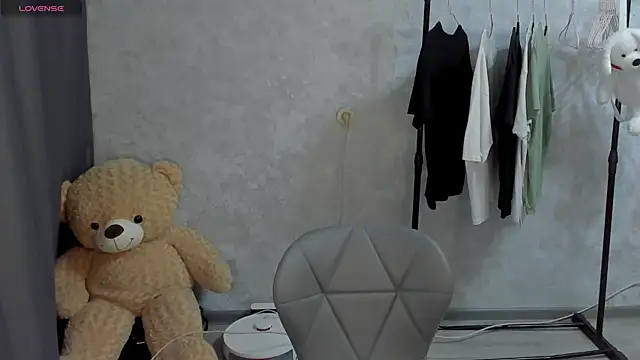 Diana twerk online show from 05-08-26, 01:26