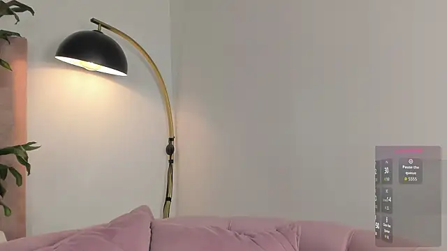 im alejandra  online show from 12-19-25, 04:27