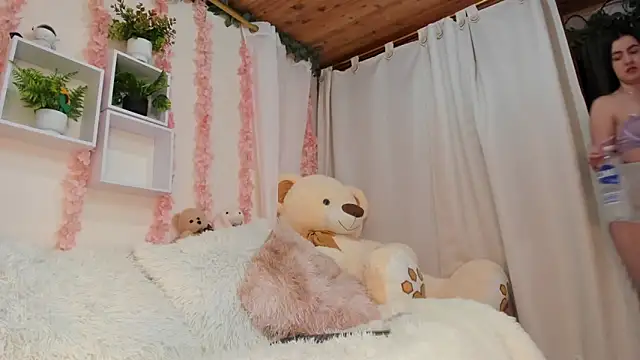 Idara and Edahi01 online show from 12-01-25, 11:16