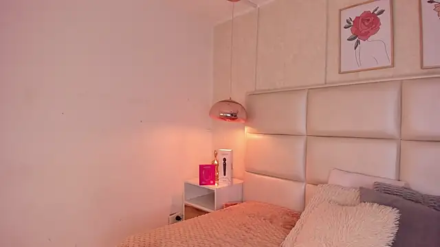 Snapshot of Aily_Yozuko chatting on 03-04-26, 02:41 Aily Yozuko online show from 03-04-26, 02:41