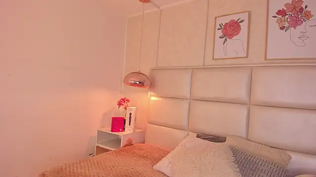 Aily Yozuko online show from 04-17-26, 02:36