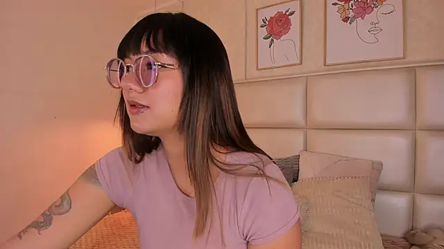 Aily Yozuko online show from 03-31-26, 02:13