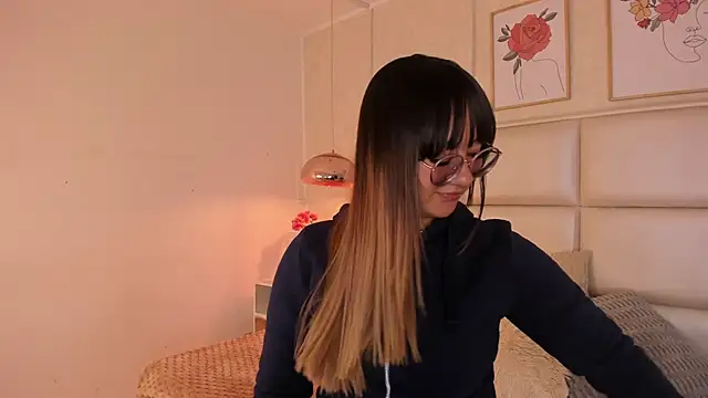 Aily Yozuko online show from 04-23-26, 02:40