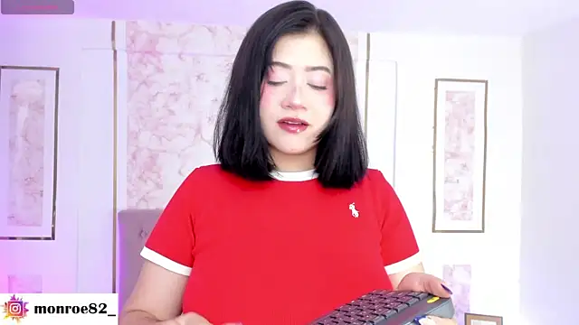 GENNESIS LOVE online show from 05-24-26, 12:54
