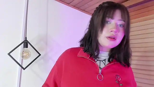 GENNESIS LOVE online show from 11-25-25, 03:18