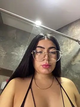 Mia 222 online show from 05-01-26, 11:26