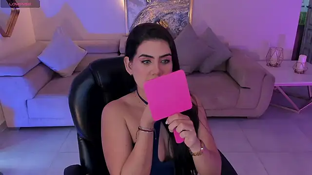 AngelicaVega online show from 11-21-25, 08:52