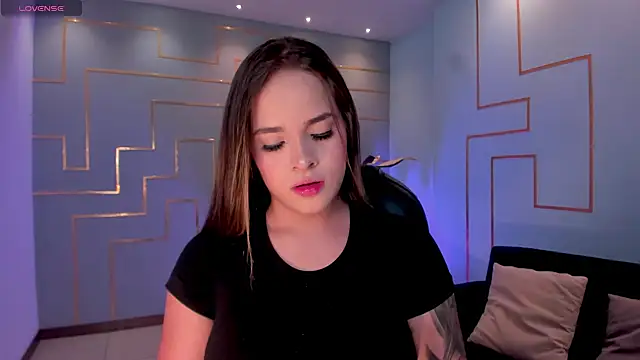 DonnaStonne online show from 02-20-25, 07:19