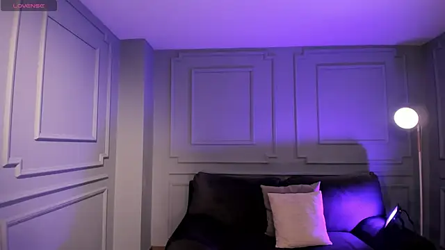 DonnaStonne online show from 10-01-25, 03:55