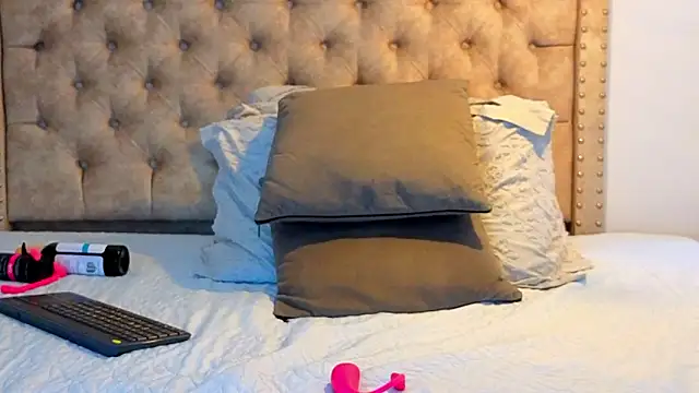 Snapshot of Anya_Texas chatting on 03-03-26, 08:16 Anya Texas online show from 03-03-26, 08:16