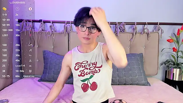 cherryy boy online show from 07-18-26, 08:50