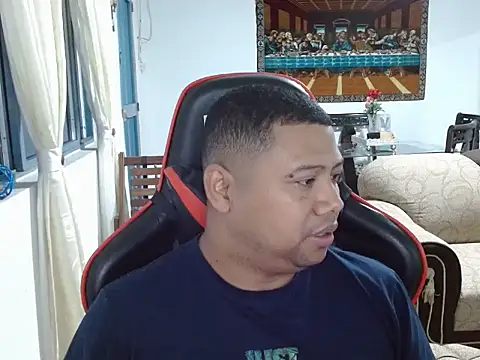 Hoowar2012 online show from 11-03-25, 12:38