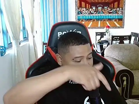 Hoowar2012 online show from 10-19-25, 05:05