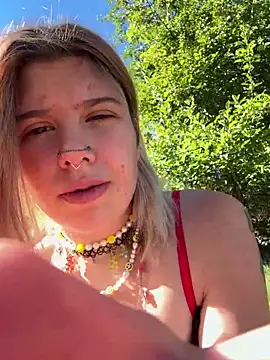 Esteem369 online show from 09-23-25, 05:20