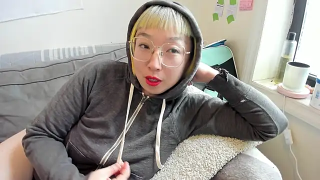 luxgray online show from 04-26-26, 04:59