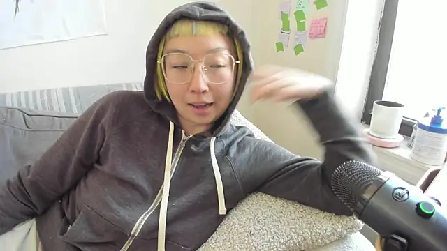 luxgray online show from 03-29-26, 04:19