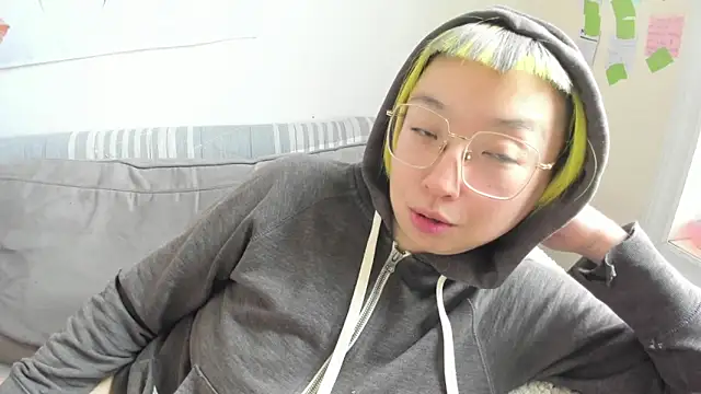 luxgray online show from 03-08-26, 06:11