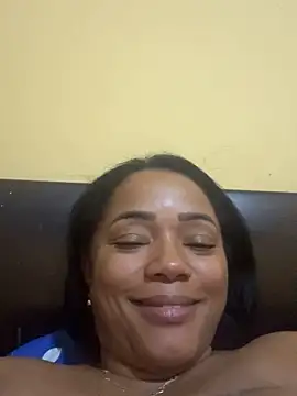 Snapshot of Noviostoxico chatting on 10-10-25, 02:23 Noviostoxico online show from 10-10-25, 02:23