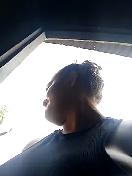 Liancy online show from 02-21-26, 08:33