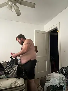 Snapshot of bsdaddy95 chatting on 12-13-24, 03:11 bsdaddy95 online show from 12-13-24, 03:11