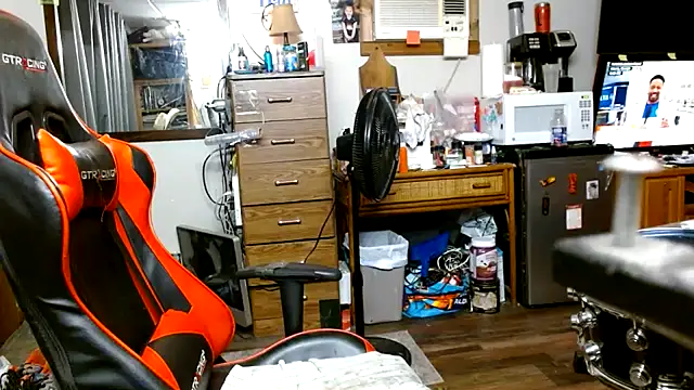 tongueispowerr6d9 online show from 07-05-26, 07:37