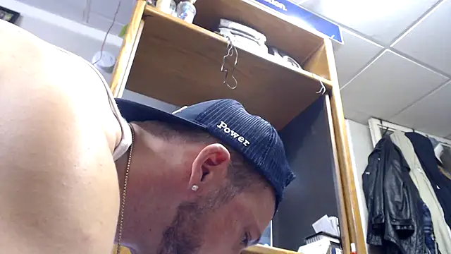 Snapshot of tongueispowerr6d9 chatting on 01-02-25, 02:24 tongueispowerr6d9 online show from 01-02-25, 02:24