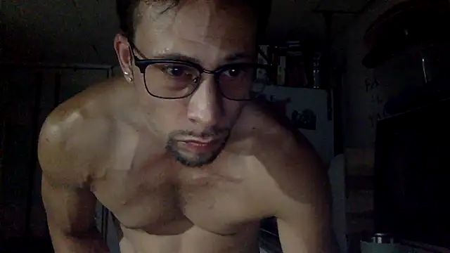 Snapshot of tongueispowerr6d9 chatting on 10-11-25, 09:10 tongueispowerr6d9 online show from 10-11-25, 09:10