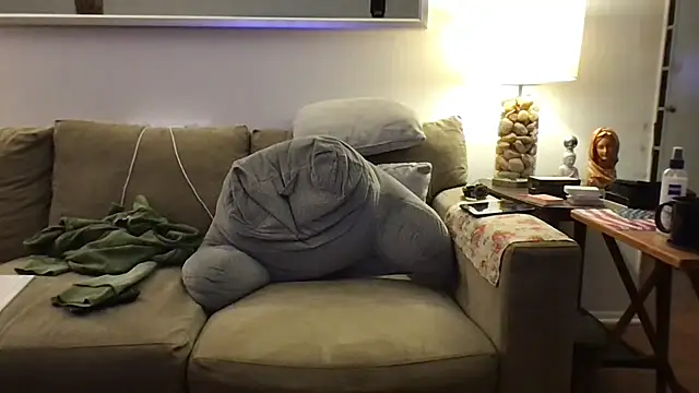 Rock Pierce online show from 12-19-25, 10:45