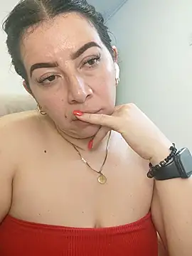 Snapshot of Im_coco chatting on 06-24-26, 12:37 Im coco online show from 06-24-26, 12:37