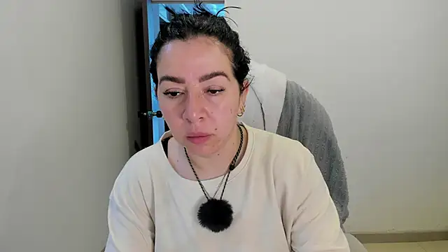 Snapshot of Im_coco chatting on 05-22-26, 12:47 Im coco online show from 05-22-26, 12:47