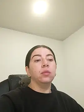 Im coco online show from 11-12-25, 12:53