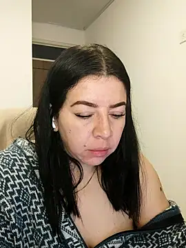Snapshot of Im_coco chatting on 07-11-26, 11:10 Im coco online show from 07-11-26, 11:10