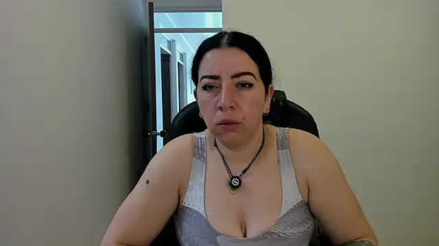 Snapshot of Im_coco chatting on 04-23-26, 12:29 Im coco online show from 04-23-26, 12:29