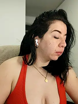 Snapshot of Im_coco chatting on 07-19-26, 10:56 Im coco online show from 07-19-26, 10:56